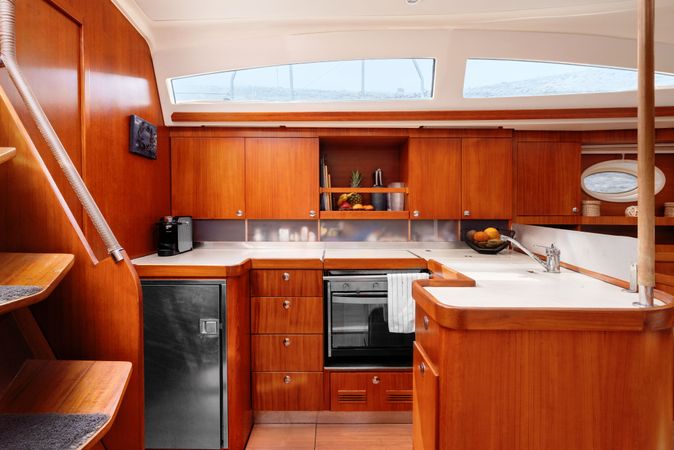 Elan 514 Impression | Treaton