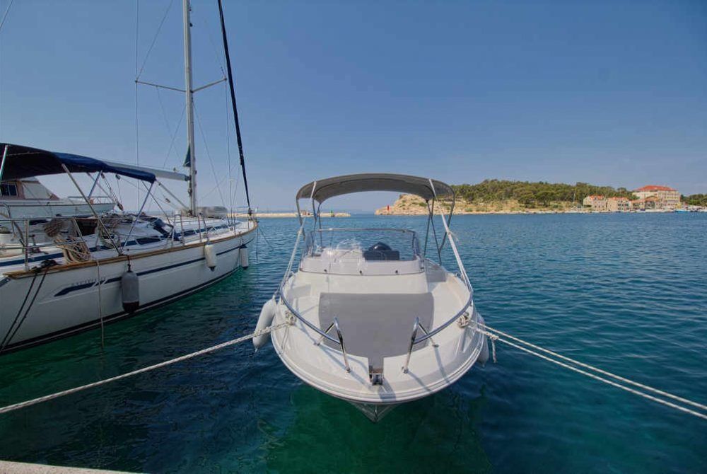 Prince 565 | Sundeck