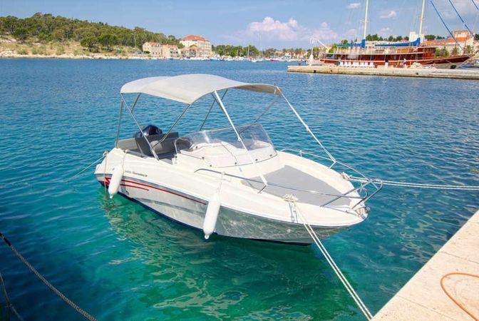 Prince 565 | Sundeck