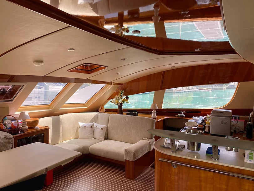 Privilege 615 | Cirrus