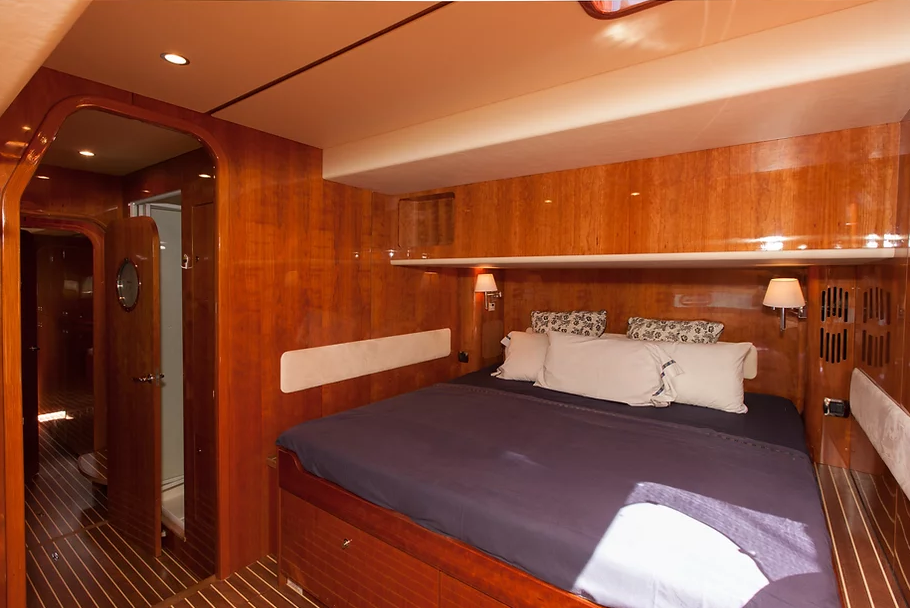 Privilege 615 | Cirrus