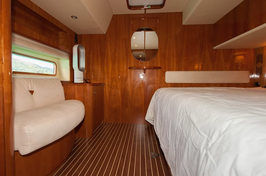 Privilege 615 | Cirrus