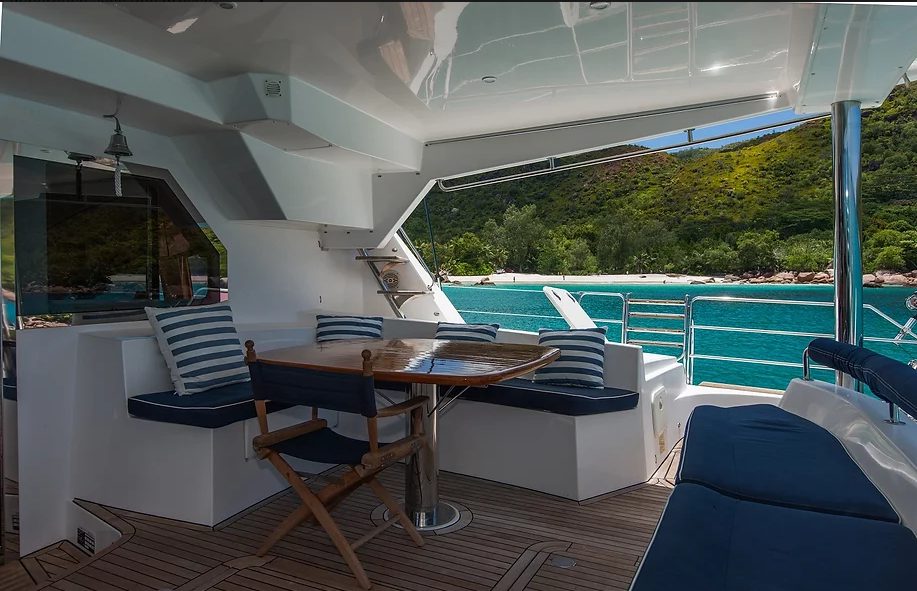 Privilege 615 | Cirrus