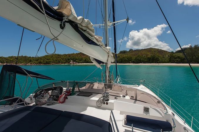 Privilege 615 | Cirrus