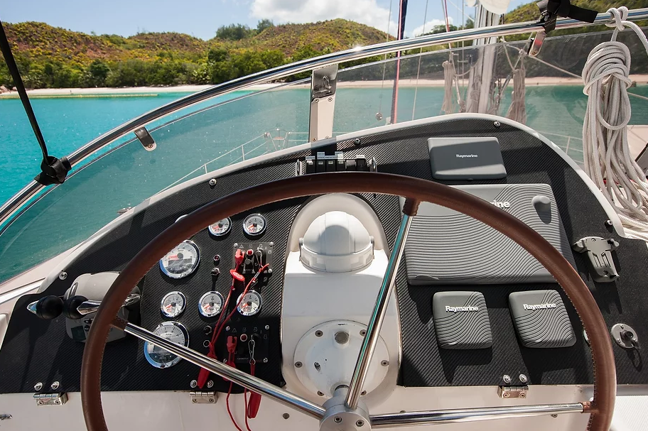 Privilege 615 | Cirrus