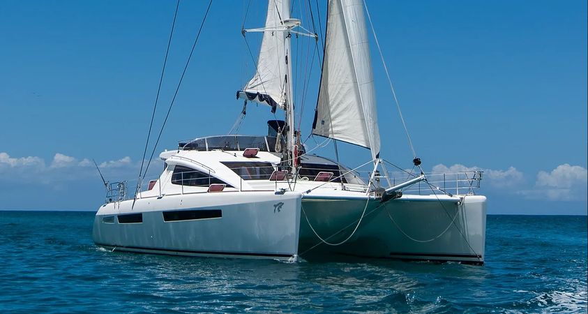 Privilege 615 | Cirrus