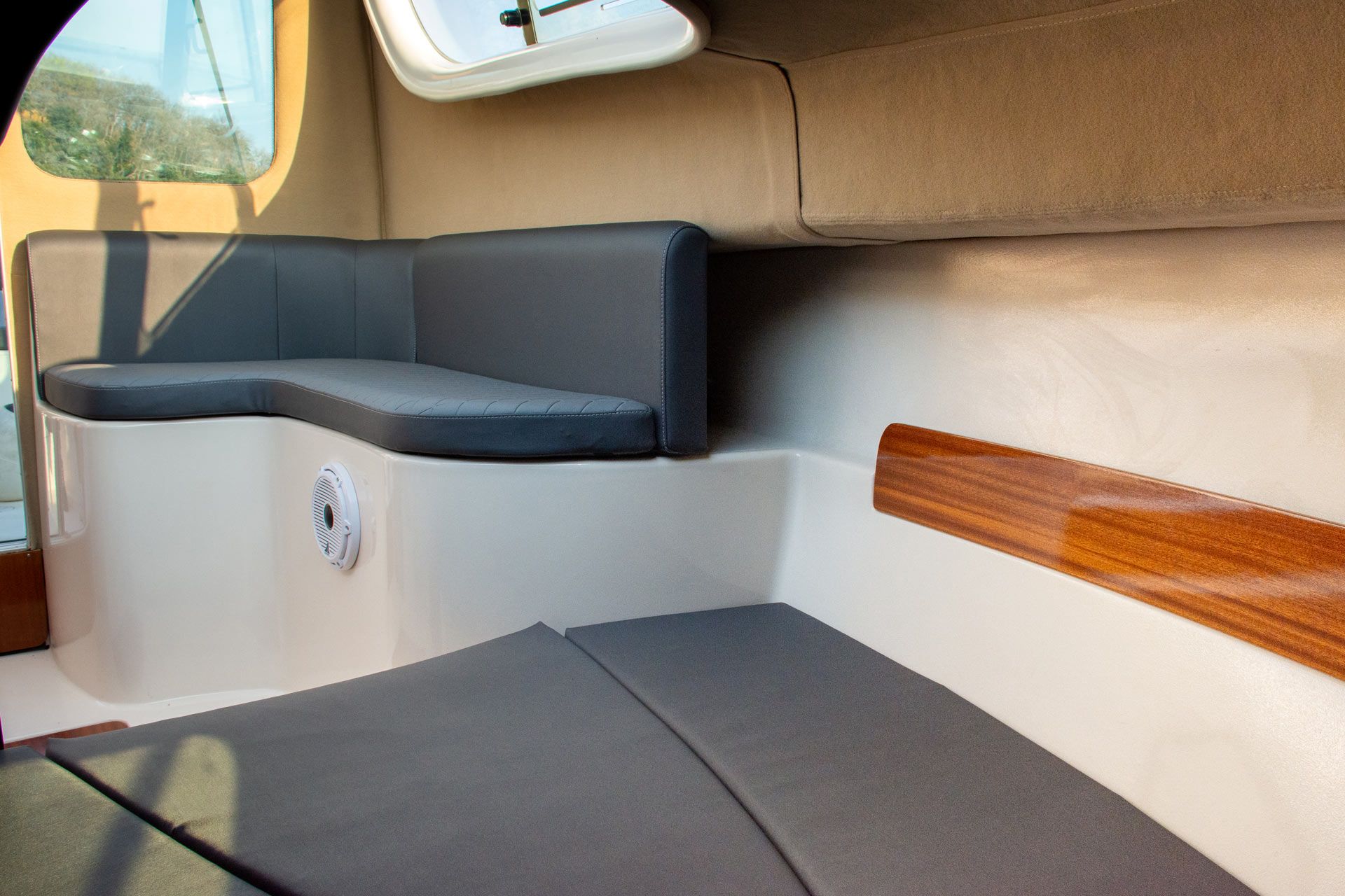 Sessa Dorado 22 | 10