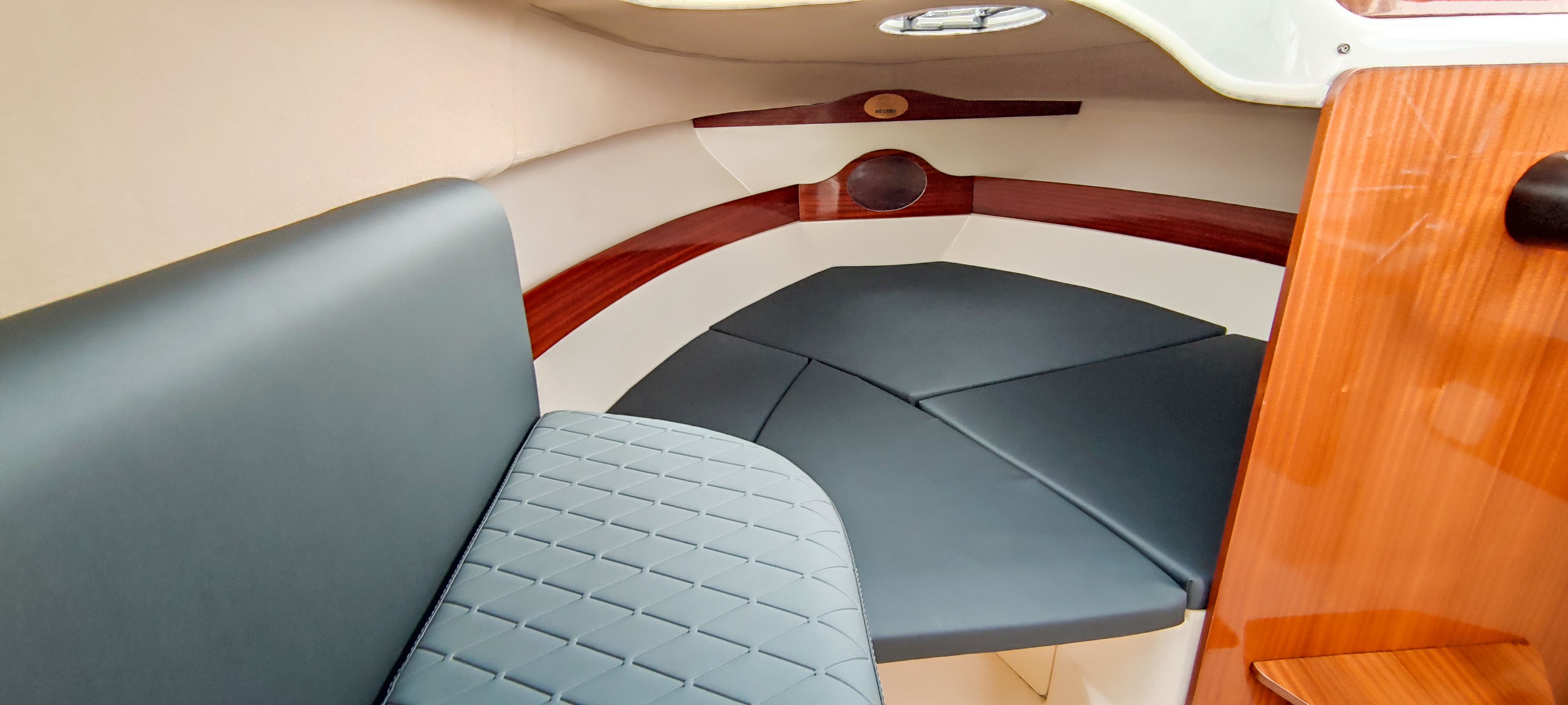 Sessa Dorado 22 | 10