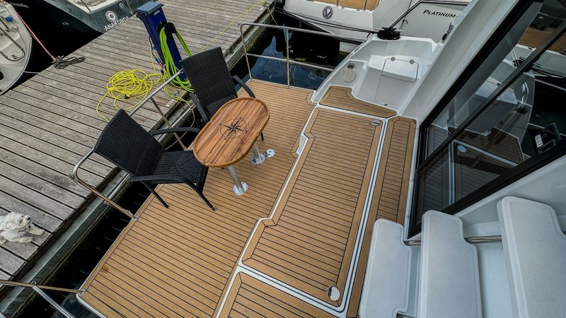 Odysseya Platinum 35 | Fly Active 4