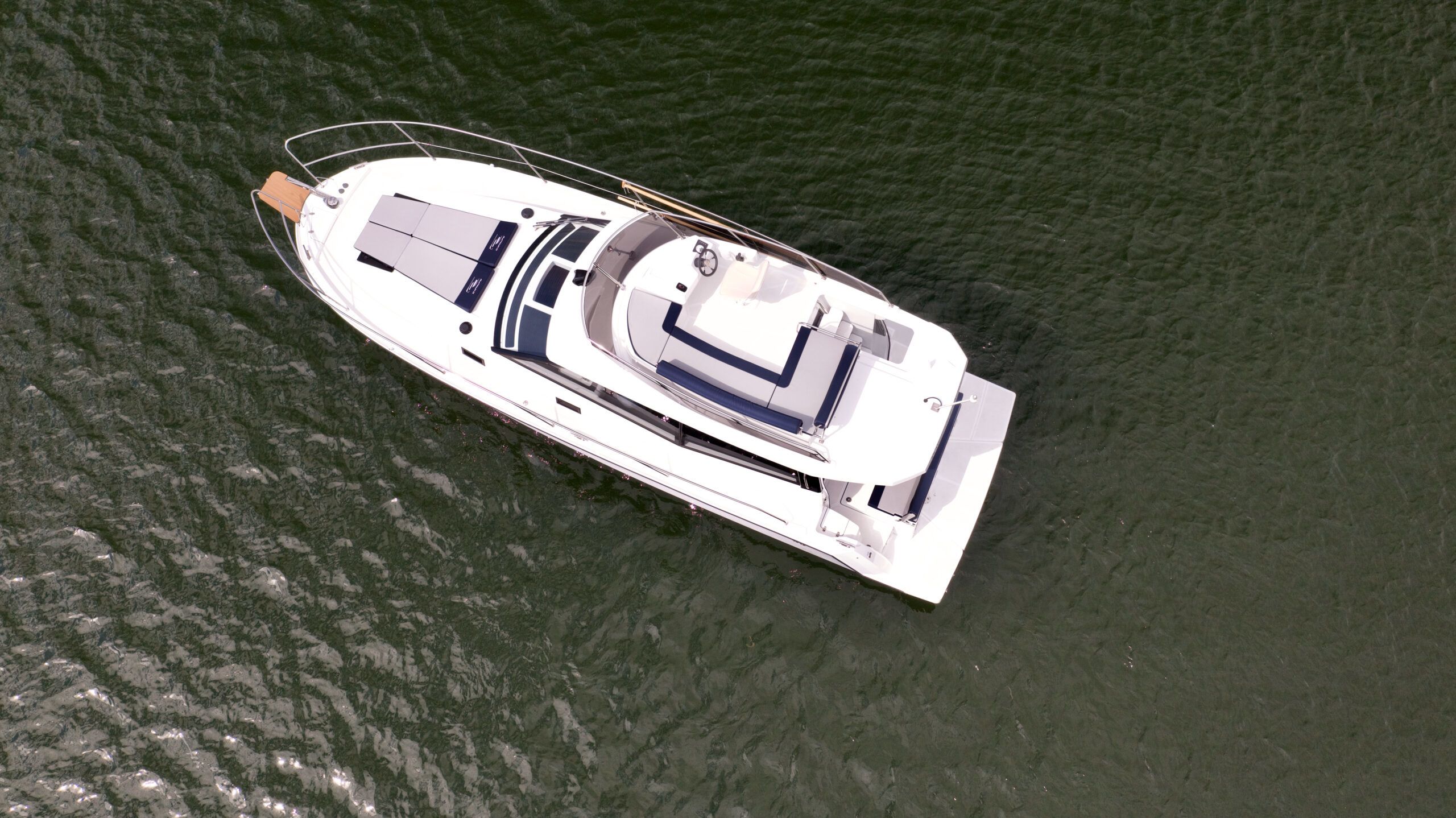 Odysseya Platinum 35 | Fly Active 5