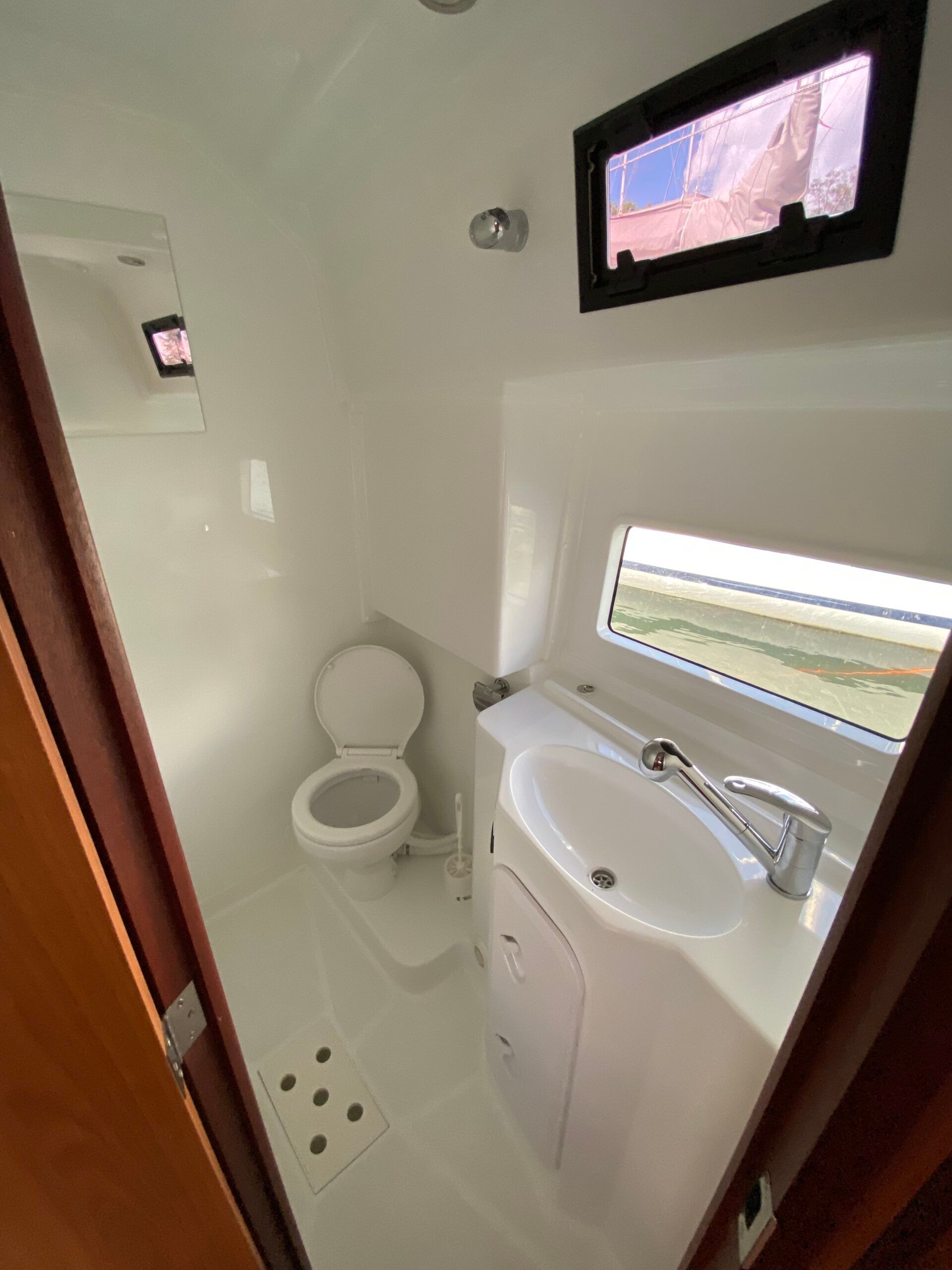 Odysseya Platinum 35 | Fly Active 5