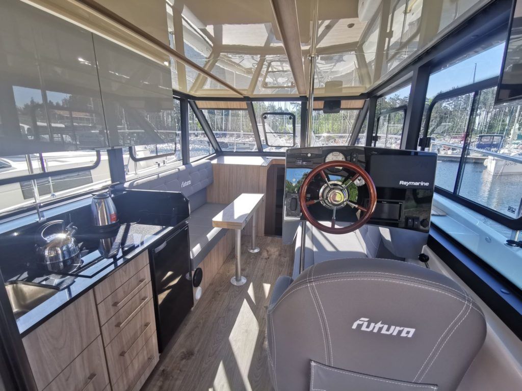 Cobra Yachts 40 | VIP Disco