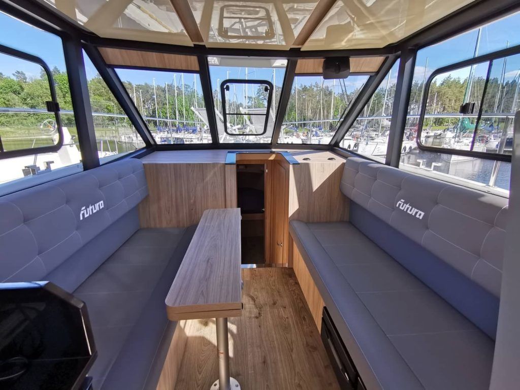 Cobra Yachts 40 | VIP Disco