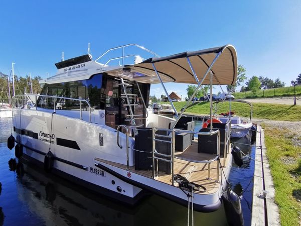 Cobra Yachts 40 | VIP Disco