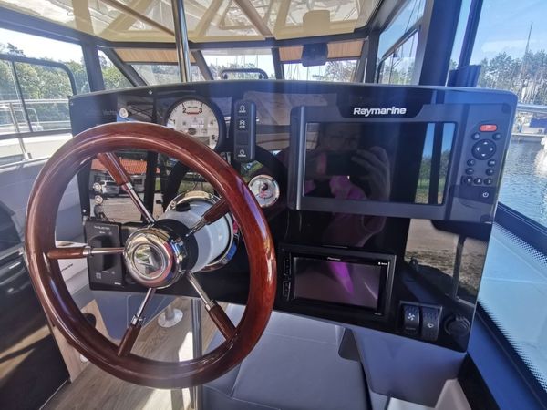 Cobra Yachts 40 | VIP Disco