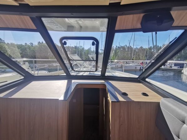 Cobra Yachts 40 | VIP Disco