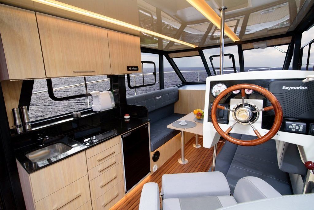 Cobra Yachts 40 | Carmelia 3