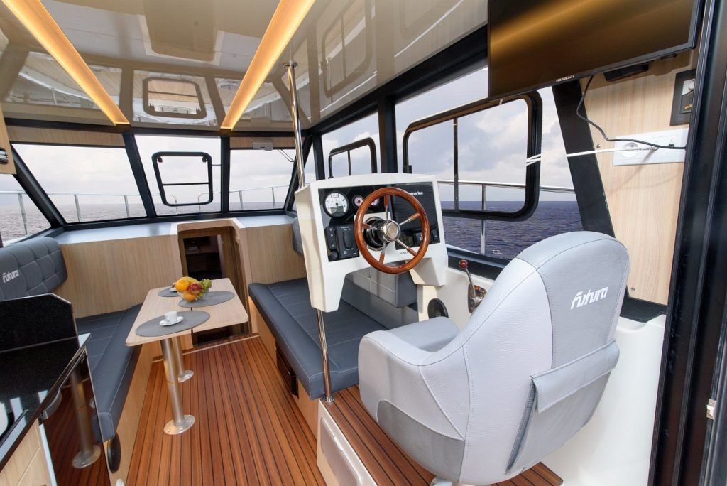 Cobra Yachts 40 | Carmelia 3