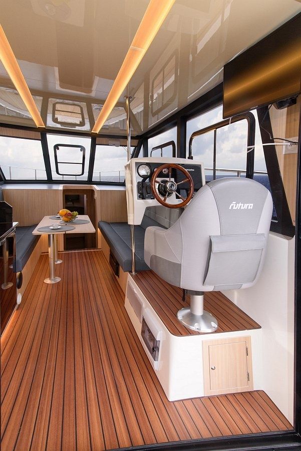 Cobra Yachts 40 | Carmelia 3
