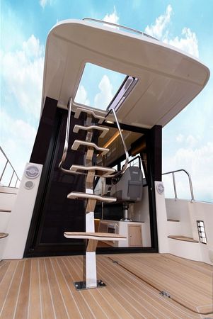 Cobra Yachts 40 | Carmelia 3