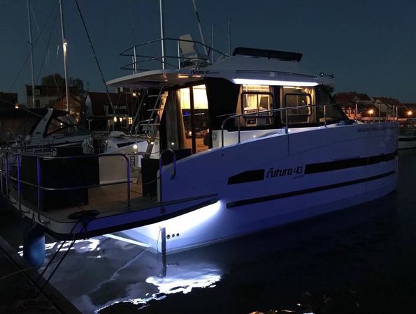 Cobra Yachts 40 | Carmelia 3