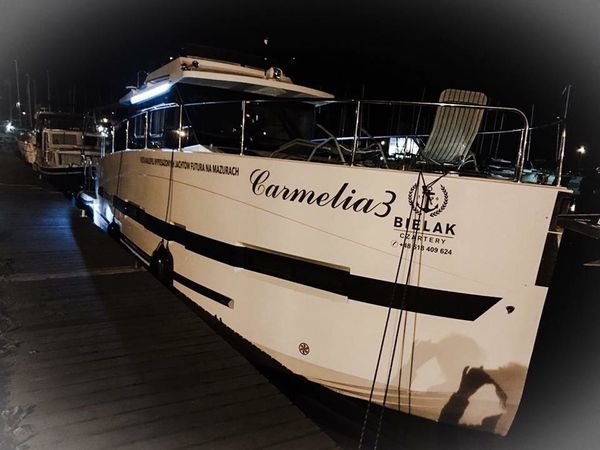 Cobra Yachts 40 | Carmelia 3