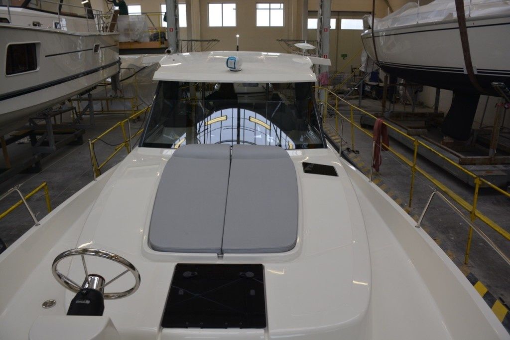 Nautika 1000 | Czarny Piotrus