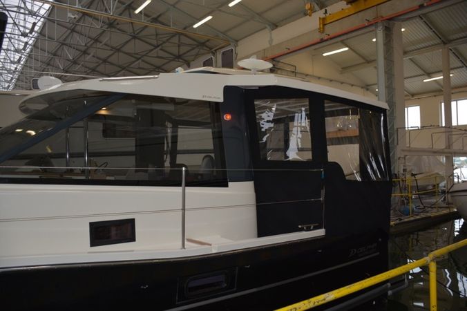 Nautika 1000 | Czarny Piotrus