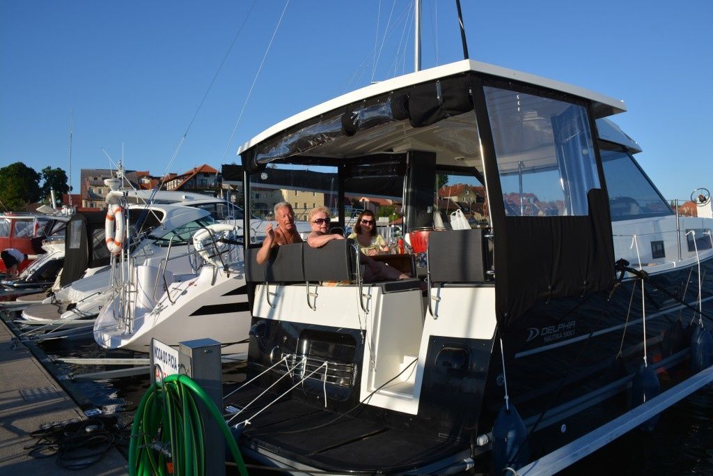 Nautika 1000 | Czarny Piotrus