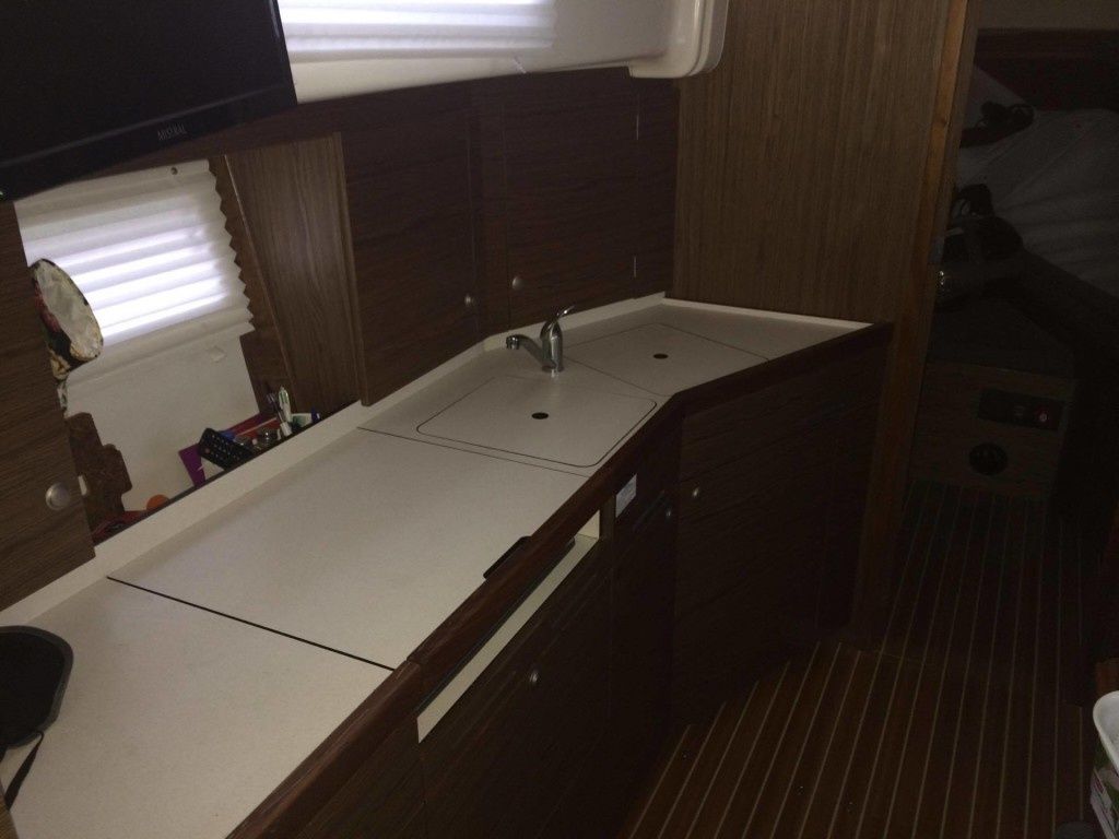 Nautika 1000 | Czarny Piotrus