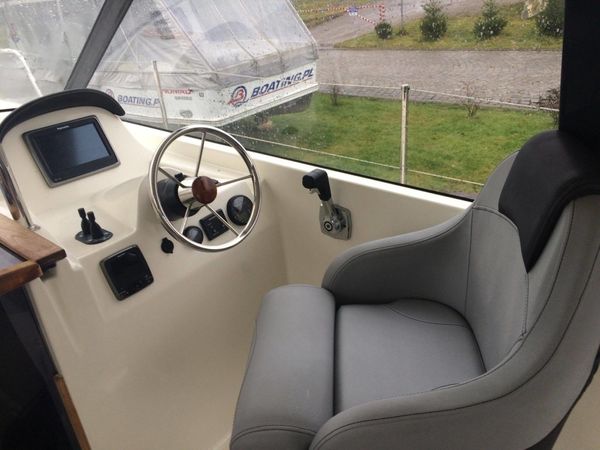 Nautika 1000 | Czarny Piotrus