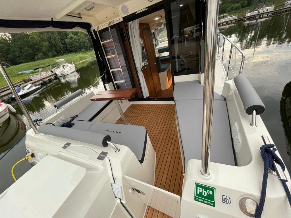 Sun Camper 35 Flybridge | Fawor 1