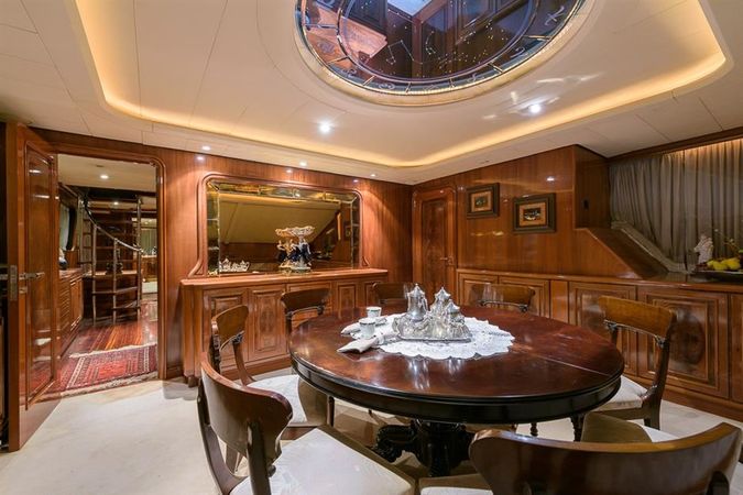 Astilleros Armon 110 | Elba