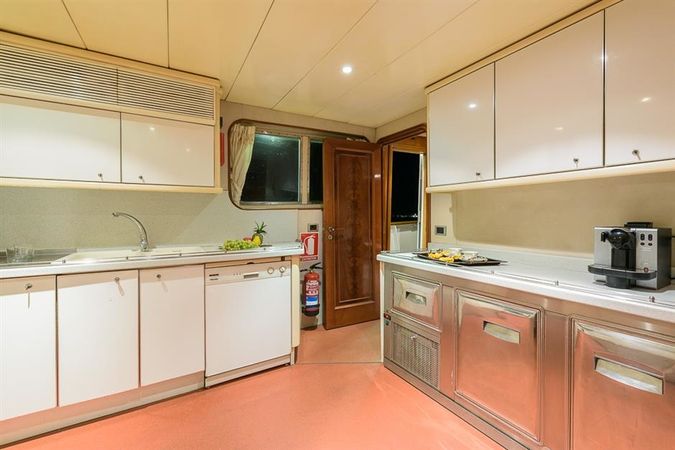 Astilleros Armon 110 | Elba