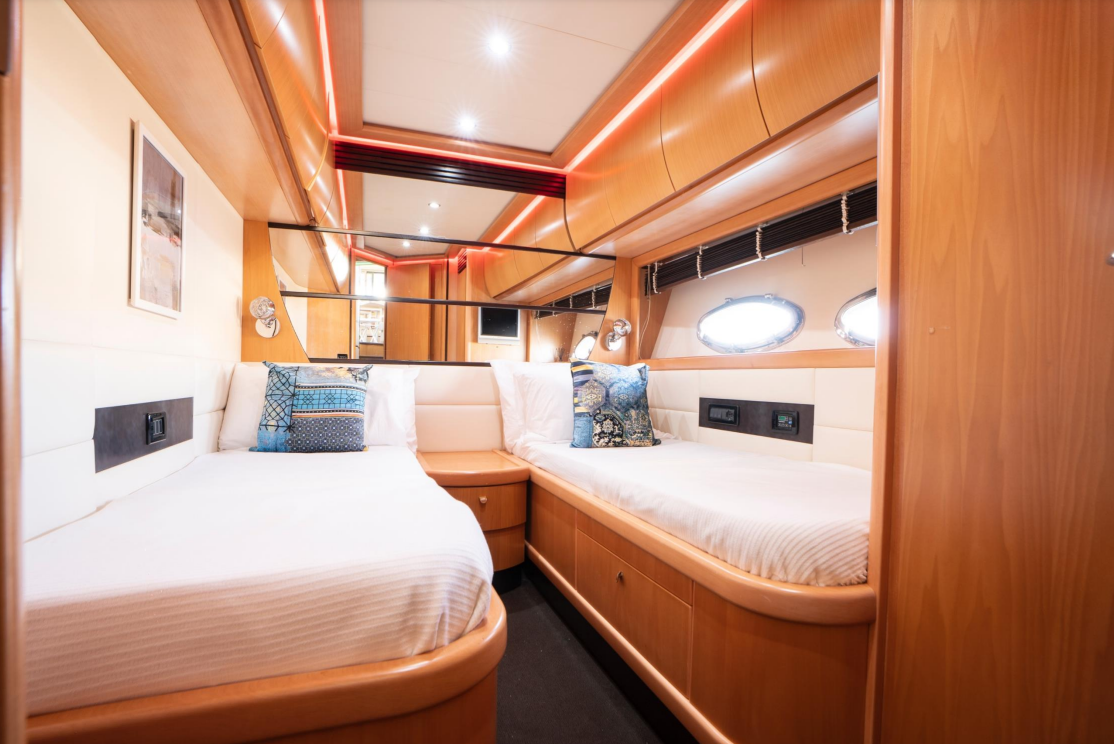 Pershing 76 | Nadezhda Omsk