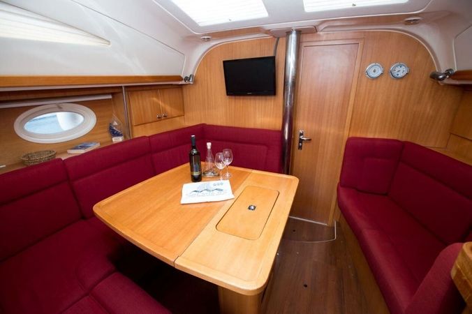 Elan 384 Impression | Leukothea