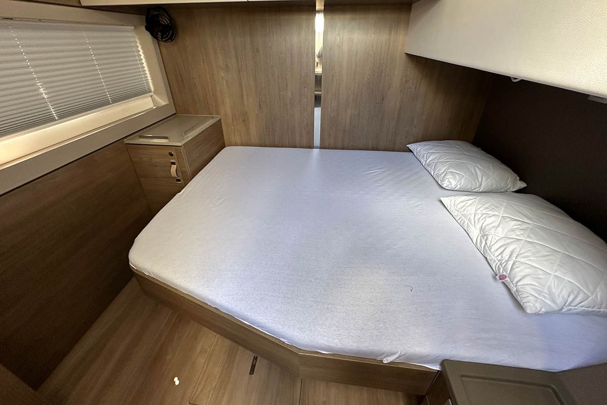 Bali 4.8 | Queen Feta