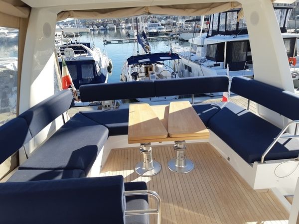 Nautitech 47 Power | Chill