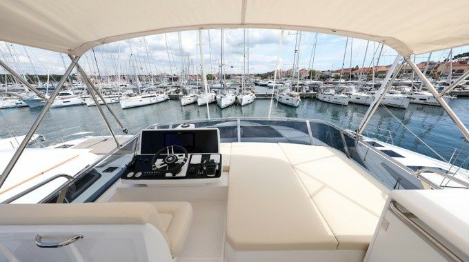 Greenline 45 Fly | Pepper