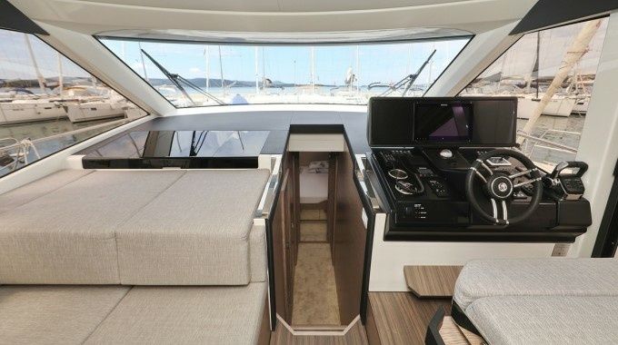 Greenline 45 Fly | Pepper