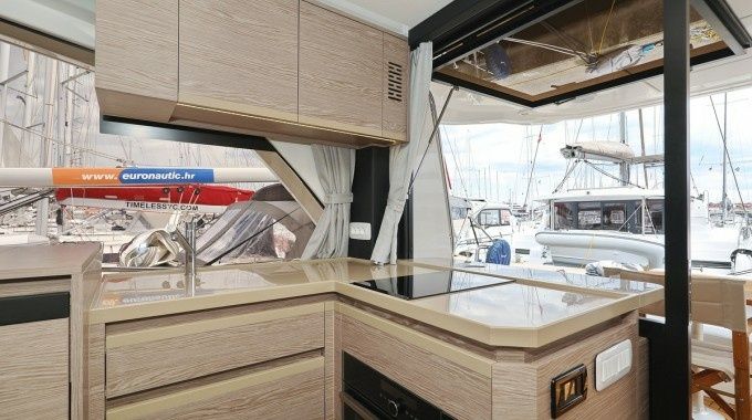 Greenline 45 Fly | Pepper