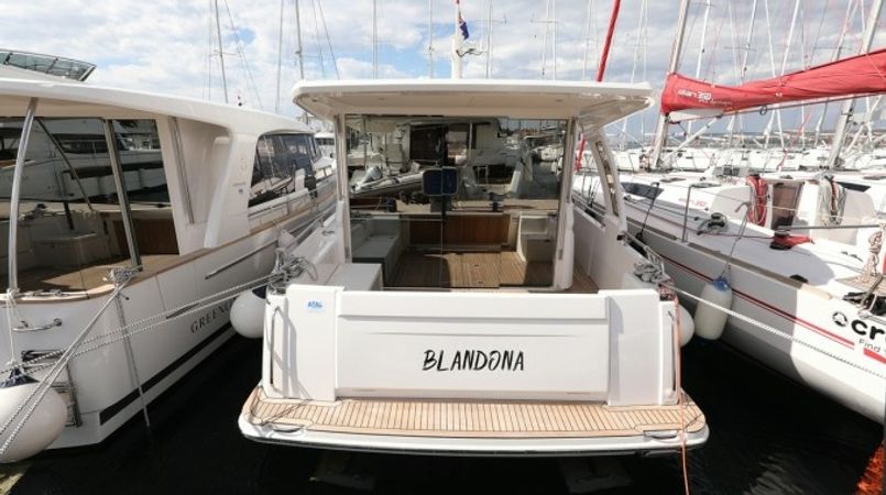 Greenline 39 | Blandona