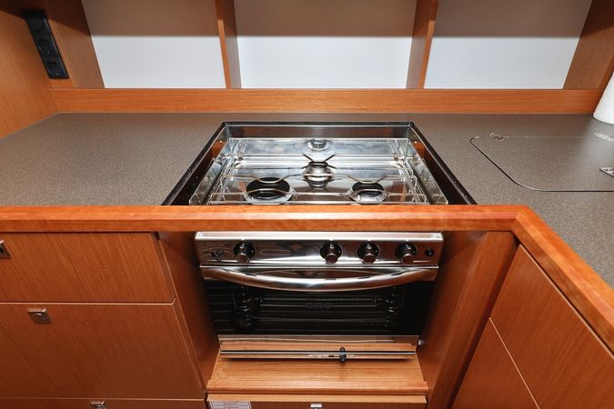 Bavaria C50 | Naltoya