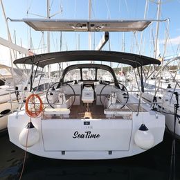 Bavaria C42 | SeaTime