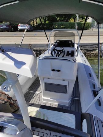 Highfield 560 | 21