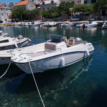 Quicksilver 555 Open | Active