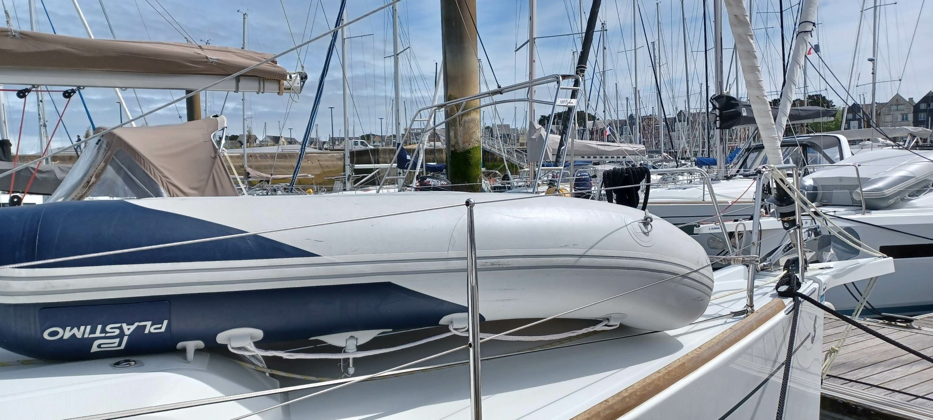 Beneteau Oceanis 38.1 | Taomino