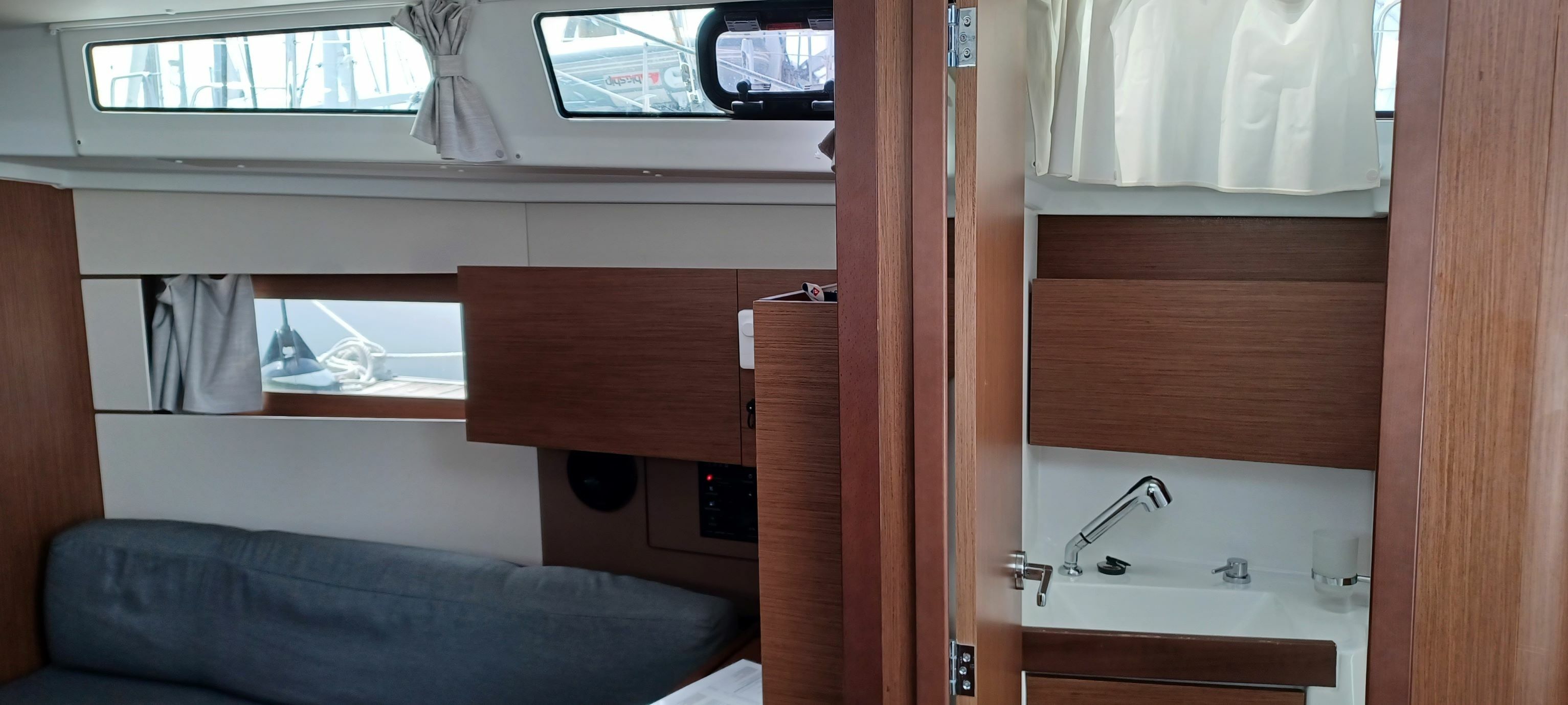 Beneteau Oceanis 38.1 | Taomino