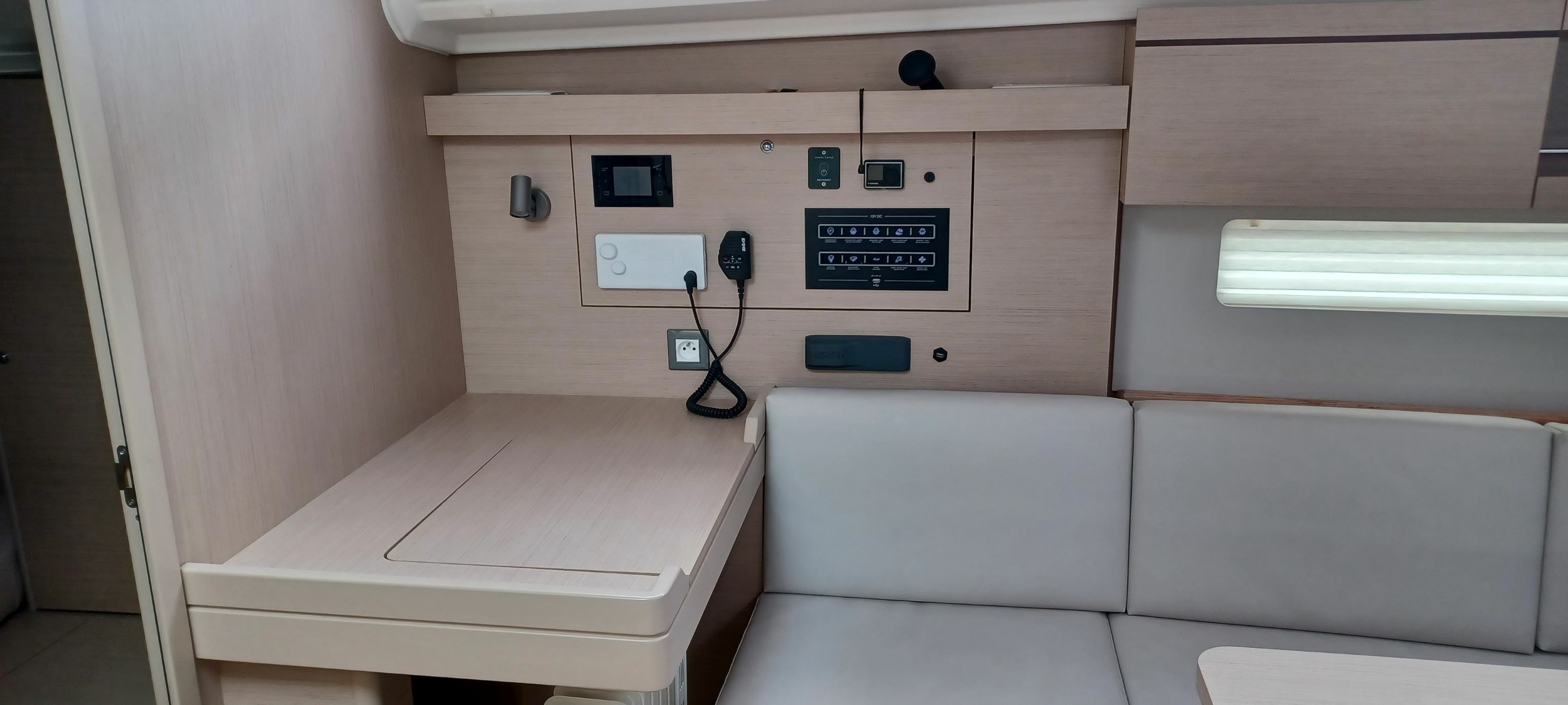 Beneteau Oceanis 40.1 | Houatelse 2