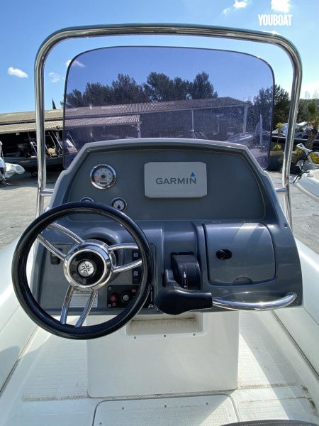 Grand Golden Line G650LF | Chapaumax